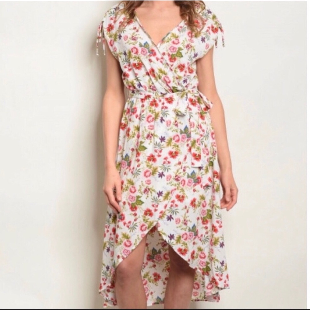 V-NECK HI-LOW FLORAL DRESS
